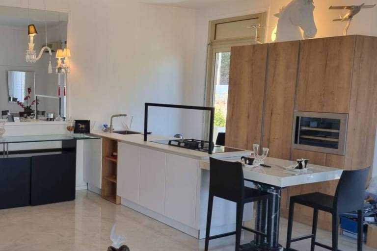 Near Monaco - Sea View - Sleeps 2 - Pets - Parking — photo 4