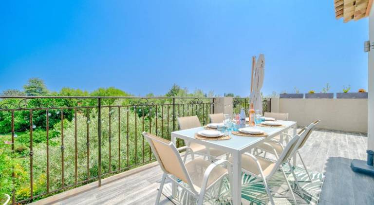 Maison nicoise vue degagee avec jacuzzi privatif — photo 4