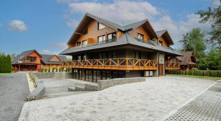Rental apartment with grill & terrace | Good for workation | Pet-friendly in Stara Lesna