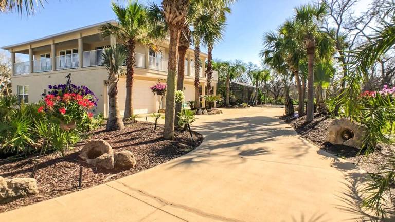 Child-friendly vacation home with fast internet, grill & yard | Sea view | Beach nearby | Pet-friendly — photo 2