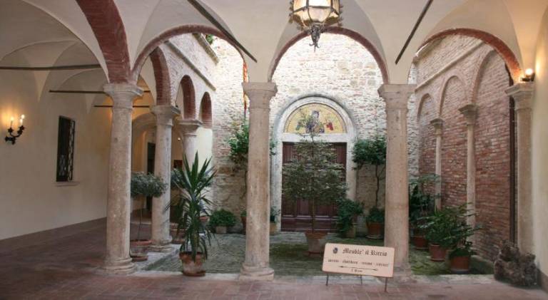 Meuble il Riccio in Montepulciano