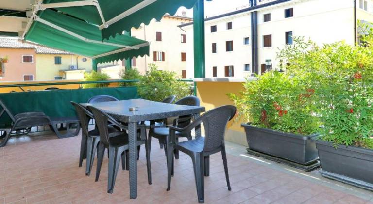 Rental apartment with terrace | Pet-friendly — photo 4