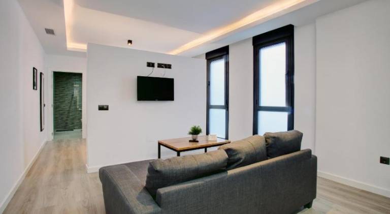 Holiday apartment with patio | Close to Tajo de Ronda | Suitable for remote work — photo 4