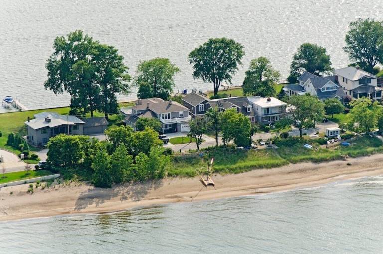 House Sandusky