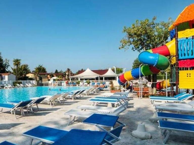 Mobilheim mit Hund in Peschiera del Garda für max. 6 Gäste Mobilheim mit Hund in Peschiera del Garda für max. 6 Gäste