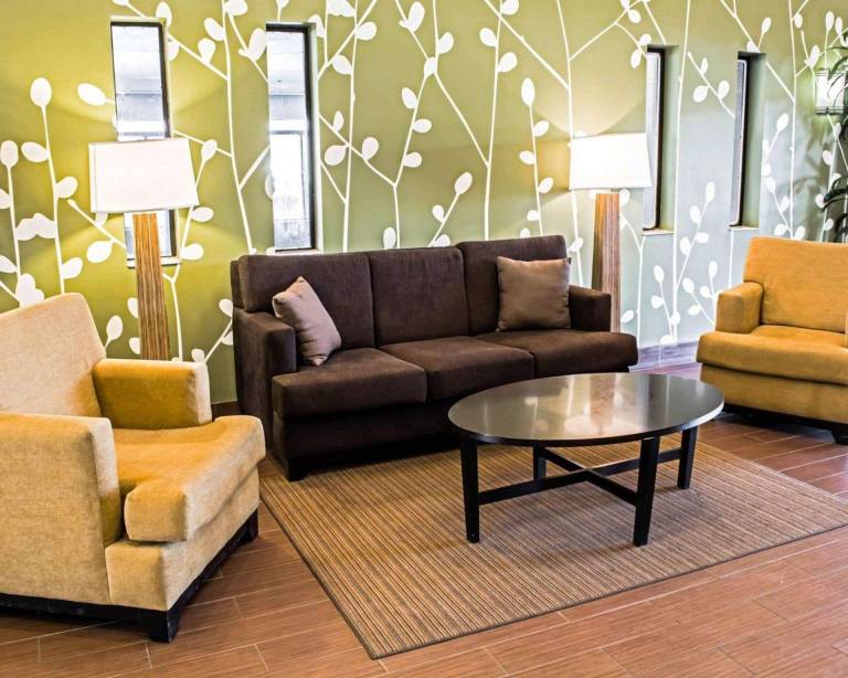 Sleep Inn & Suites Virginia Horse Center — photo 2