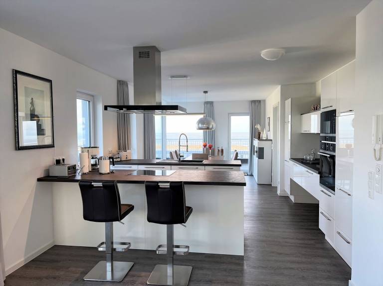 Exklusive, hochwertige Ferienwohnung, Sauna, großer Balkon, Meerblick, strandnah in Wangerland