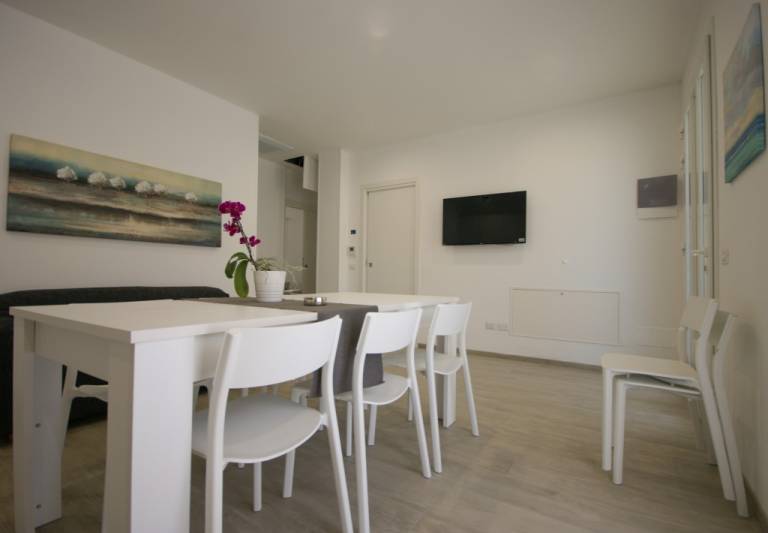 Holiday apartment with 3 rooms for 8 persons — photo 3
