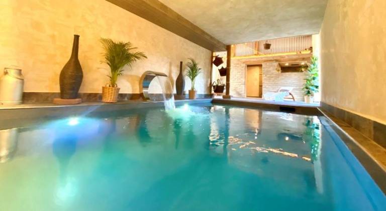 Holiday apartment with pool — photo 3