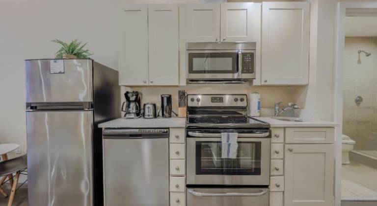 Fully equipped big apartment | Close to Faneuil Hall | Perfect for remote work | Pets allowed — photo 2
