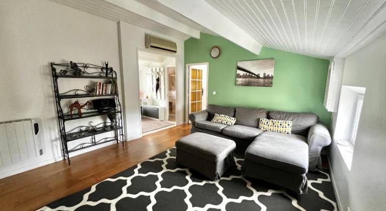Rental apartment with 2 rooms for 4 persons in Saint-Quentin