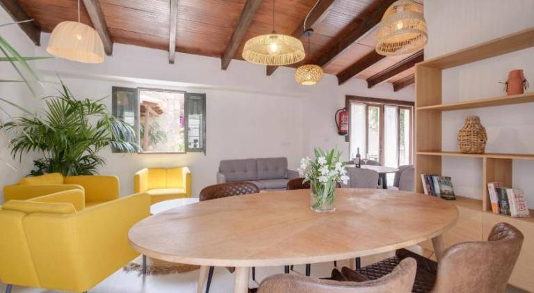 PATXO, Doppelzimmer auf Finca Zenara, Wifi, Klima, XXL Pool, Terrasse, Yoga, Gemeinschaftskuche — photo 4