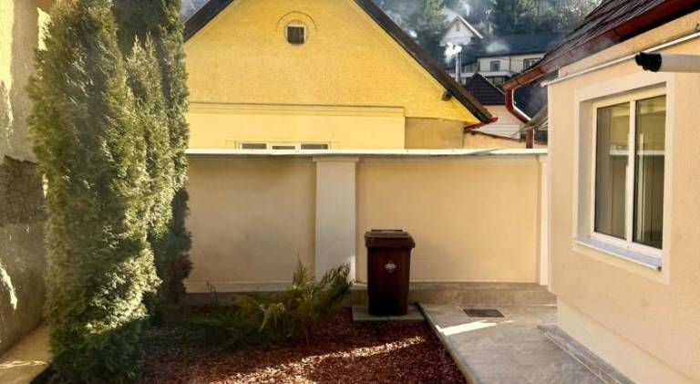 Villa with jacuzzi — photo 5
