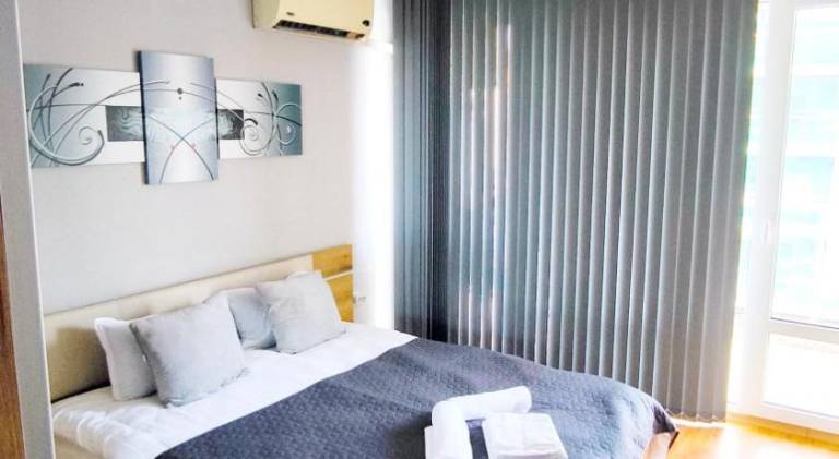 Rental apartment with pool in Sunny beach