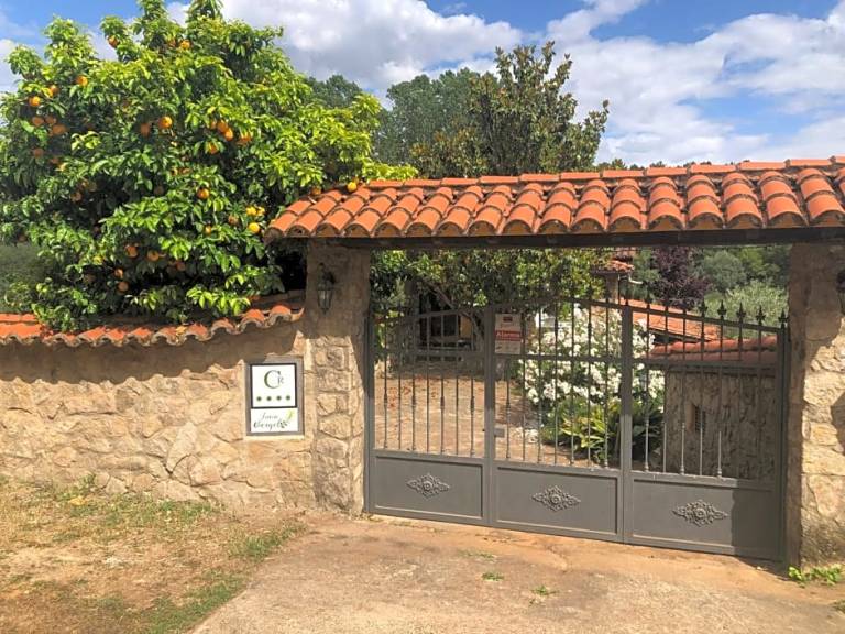 Albergue Gata