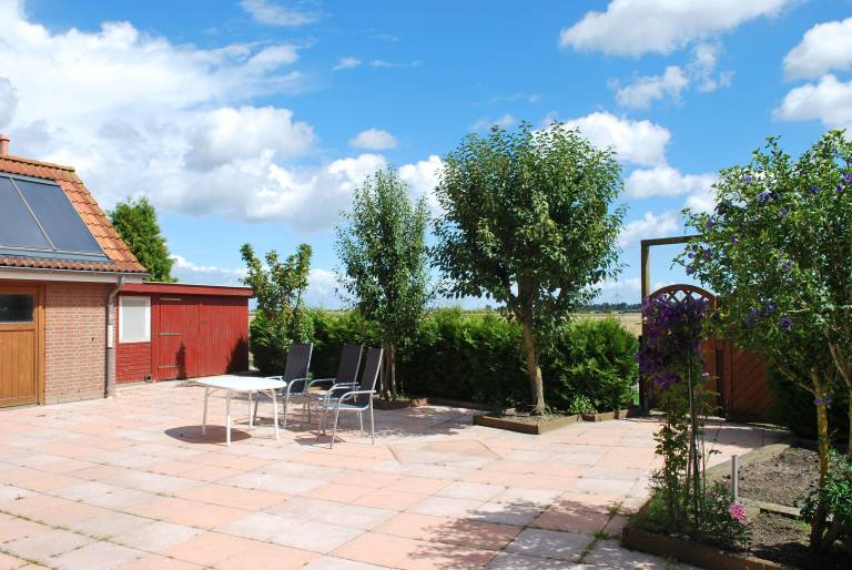 Child-friendly charming holiday apartment with terrace, barbecue & yard | Garden view | Pets are welcome — photo 3