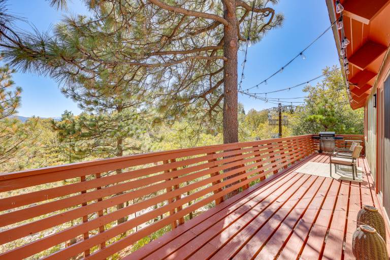 Deck + Views: Modern Cabin Near Lake Arrowhead! — photo 2
