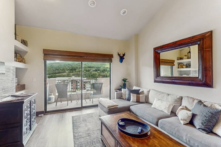 Condo Avon