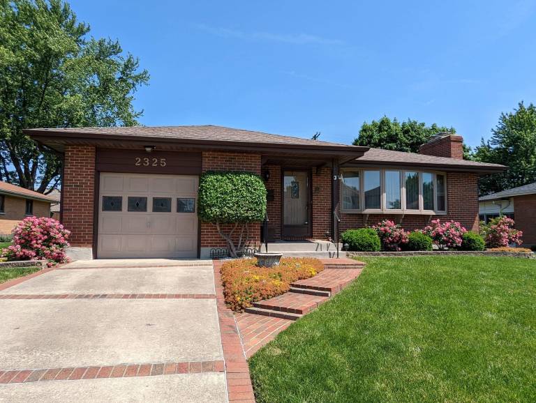 House  Centerville