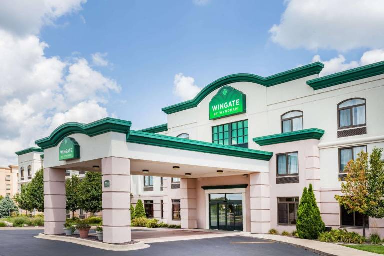Wingate by Wyndham Peoria in Peoria, IL