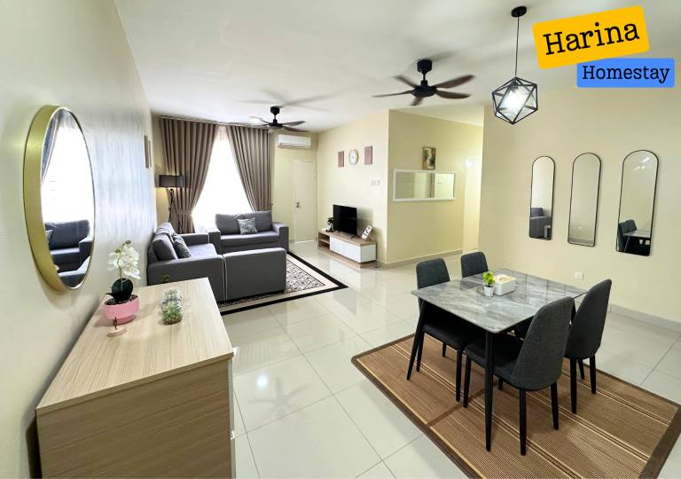 1100 m&sup2; Ferienhaus