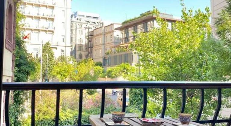 Apartment with patio | Next to Galata Tower — photo 4