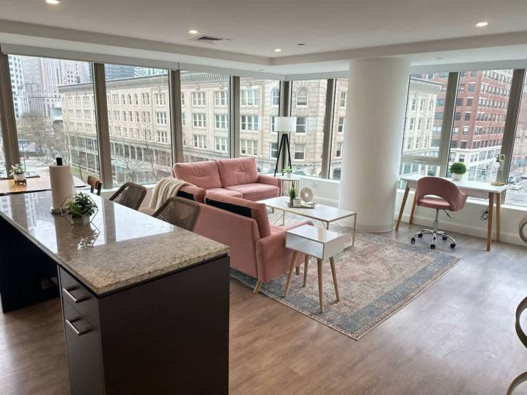 Upscale Central 2BR Condo with Gym & Parking near Boston Common, MGH & in Boston, MA