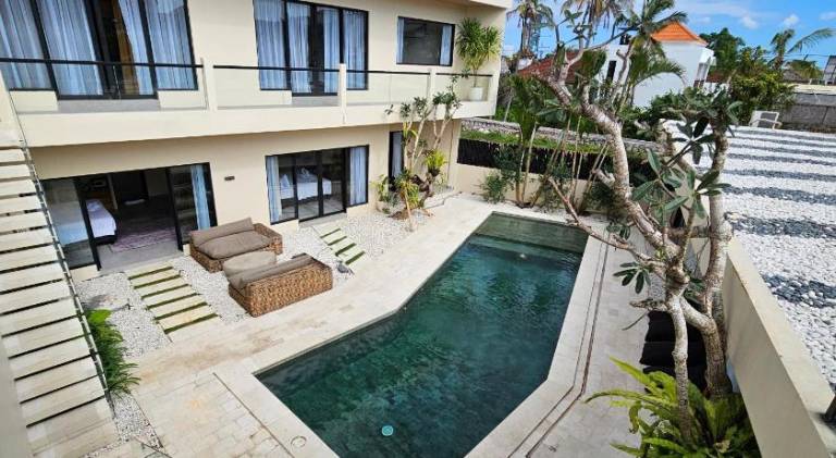 Vacation home with terrace, garden & private pool | Perfect for remote work — photo 2