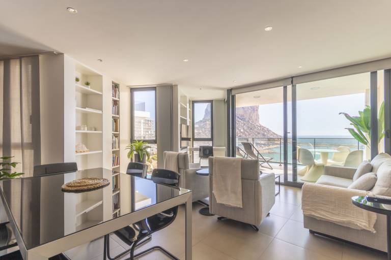 Child-friendly charming rental apartment with garden, patio & heated pool | Water view | Next to the beach | Pets are welcome — photo 5