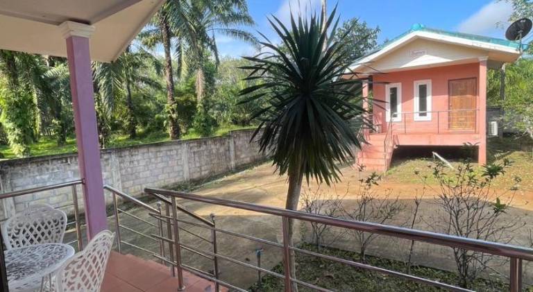 Farm with garden, terrace & private pool | Pets allowed — photo 5