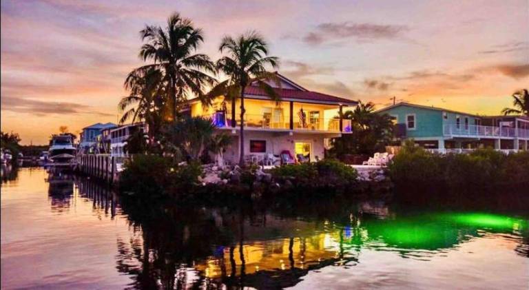 Vacation home with pool | Pets allowed in Marathon, FL