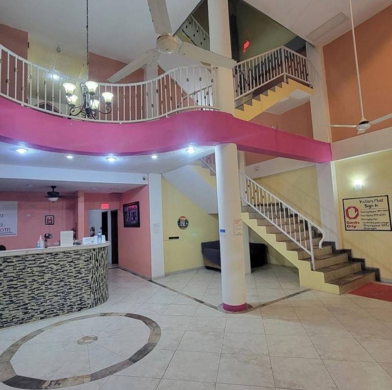 Maya Bella Downtown Hotel — photo 3