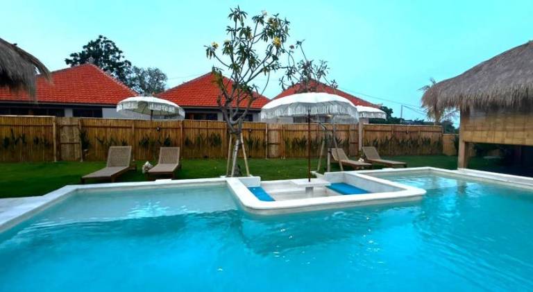 Nice villa with yard, pool & sauna | Pet-friendly — photo 4