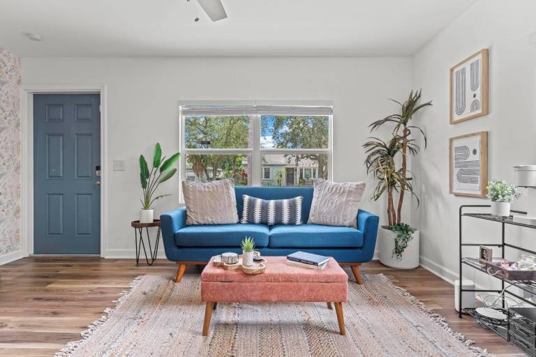 Cottage Palm Beach