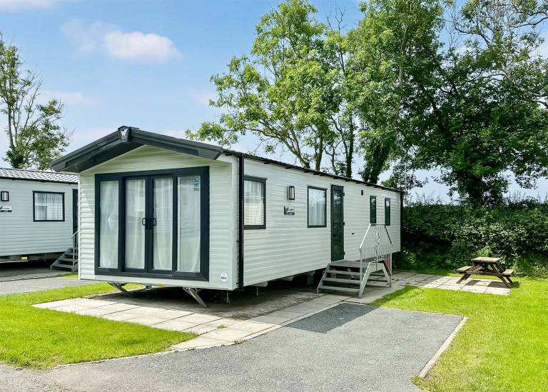 Caravan New Quay