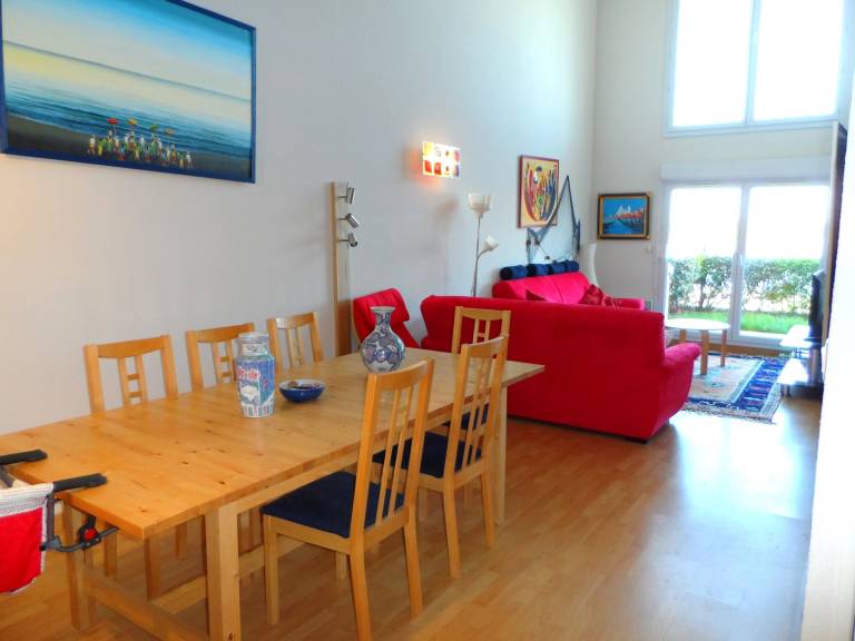 Fully equipped charming rental apartment with pool | Close to the beach | Pet-friendly — photo 3