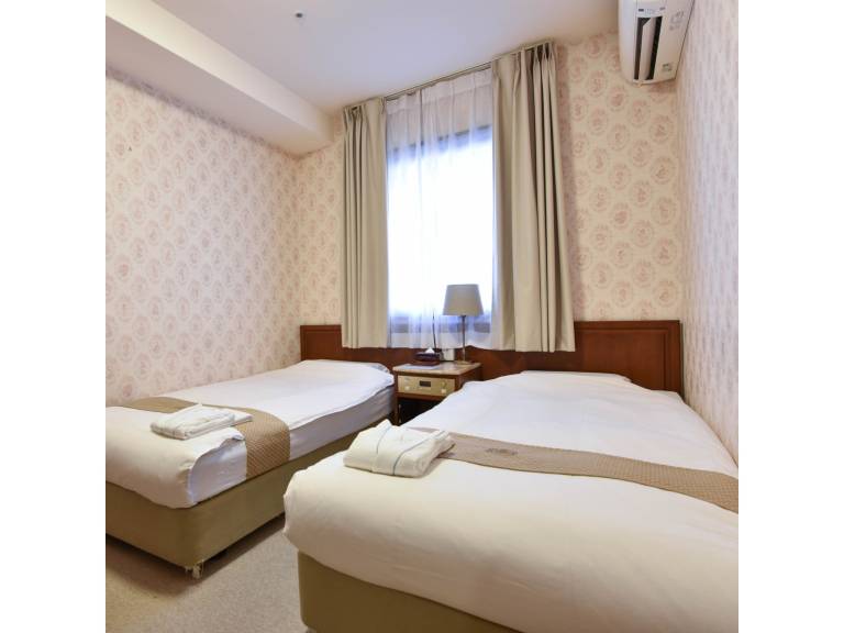 New Osaka Hotel Shinsaibashi