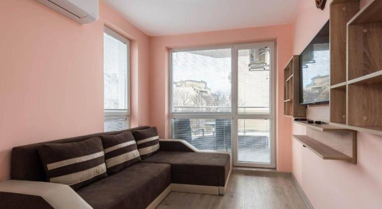 Apartment with 2 rooms for 6 persons — photo 2