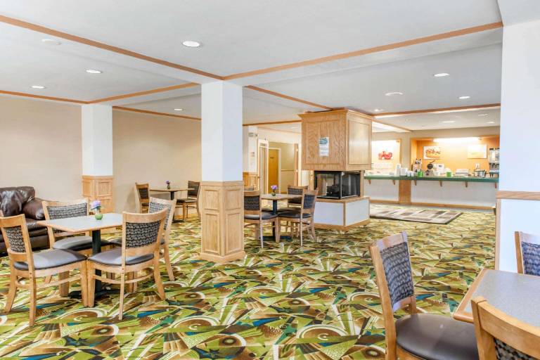 Quality Inn Seymour I-65 — photo 4