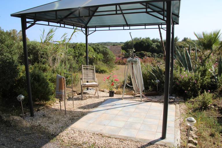 House with BBQ & garden | Garden view — photo 5