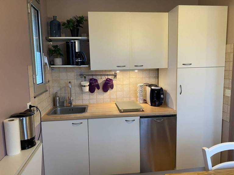 Rental apartment with 2 rooms for 4 persons — photo 3