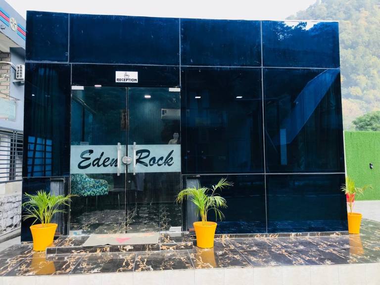 Eden Rock River Resort