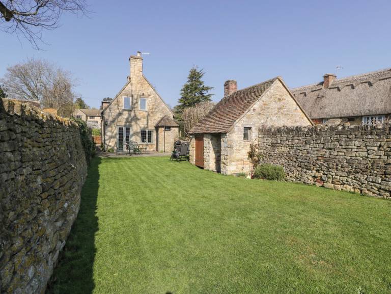 Cottage  Weston Subedge