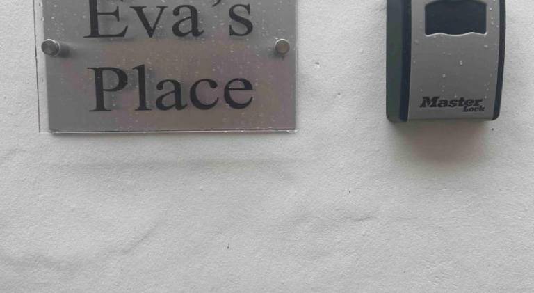 Holiday apartment with 2 rooms for 5 persons — photo 4