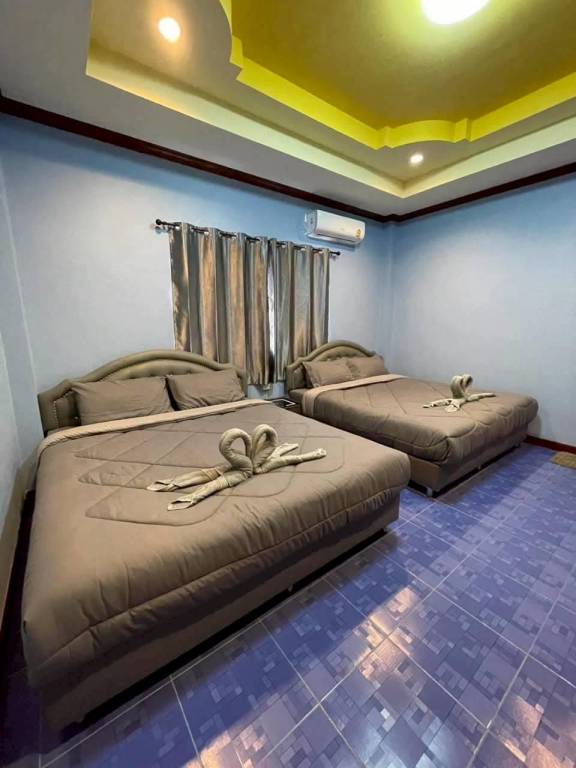 Rental apartment with pool, garden & BBQ — photo 4