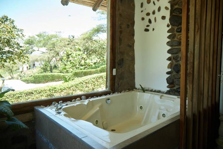 Lodge  Ibarra