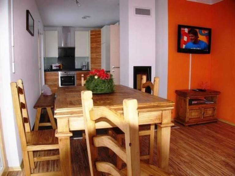 Vacation home with garden, barbeque & patio | Nature view — photo 2