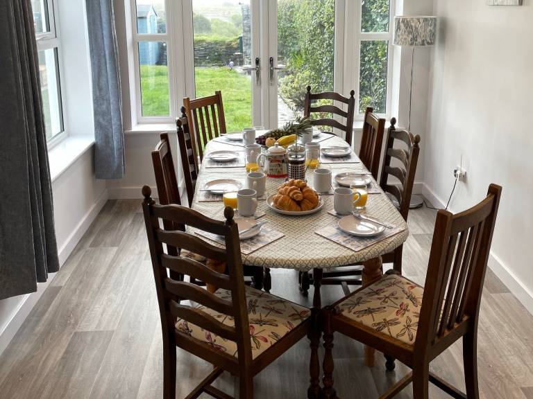 Family-oriented wonderful cottage with BBQ & garden | Pet-friendly in Tintagel