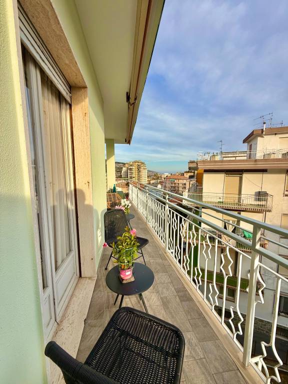 Wonderful rental apartment with patio | Panoramic view | Next to the beach | Dogs allowed — photo 4