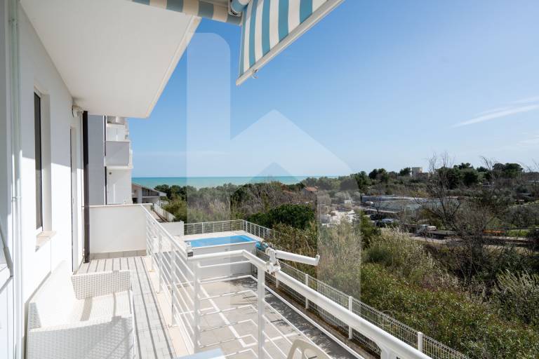 Fully equipped wonderful holiday apartment | Beach view | Next to the beach | Pets are welcome — photo 2
